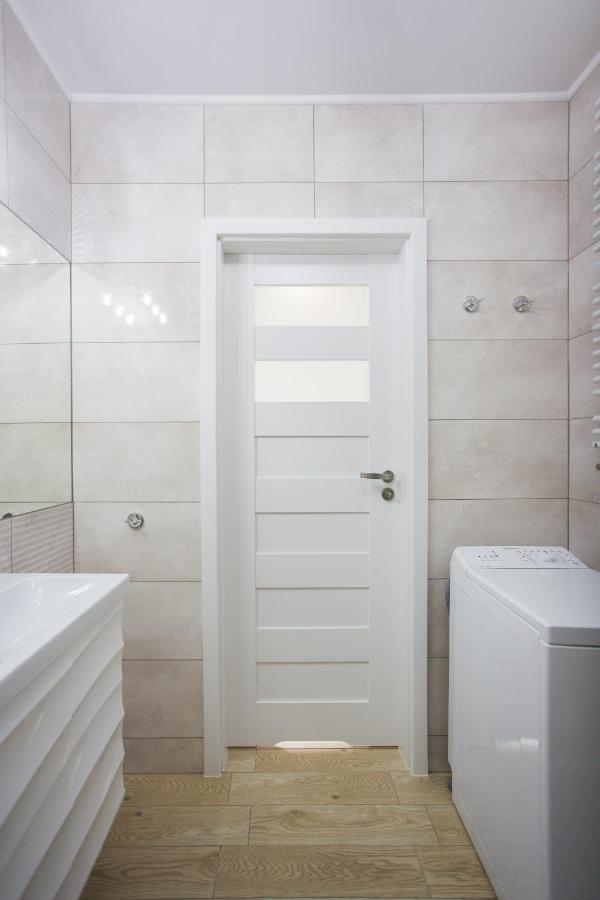 Apartamenty Swinoujscie - Flotylla ภายนอก รูปภาพ